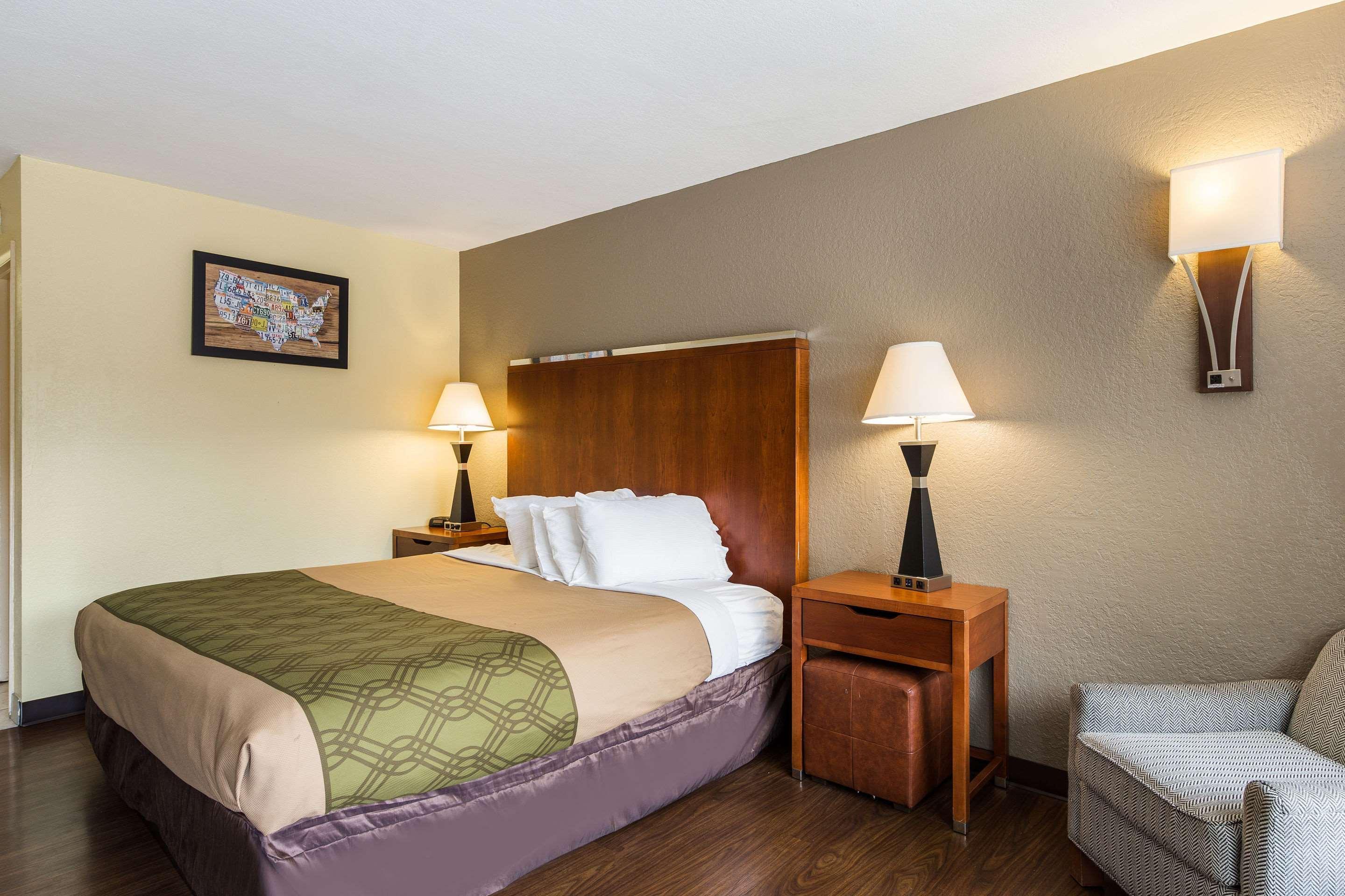 Econo Lodge Пиджен-Фордж Экстерьер фото