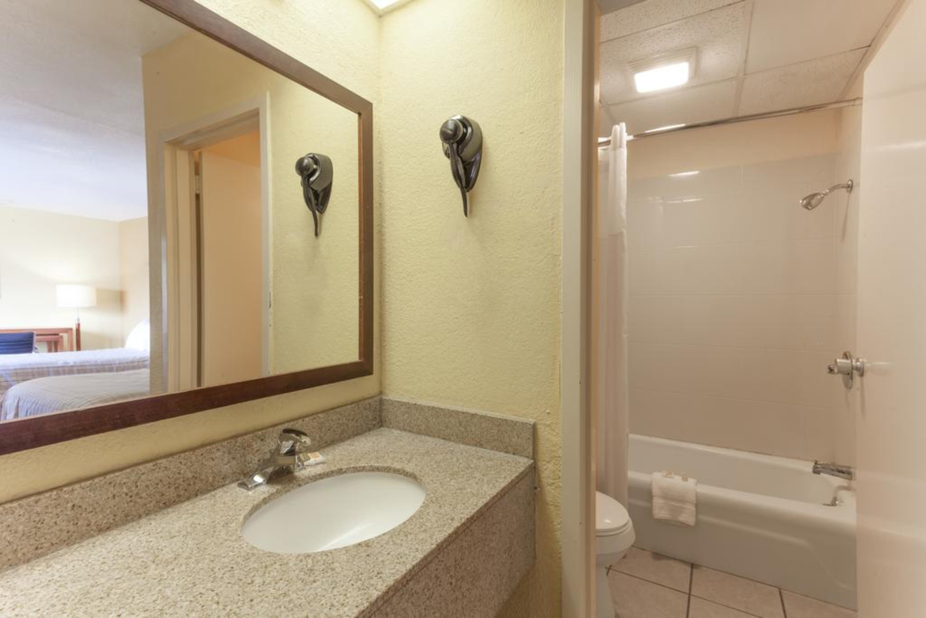 Econo Lodge Пиджен-Фордж Экстерьер фото