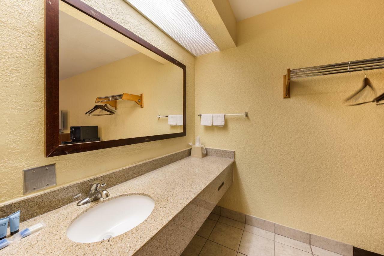 Econo Lodge Пиджен-Фордж Экстерьер фото